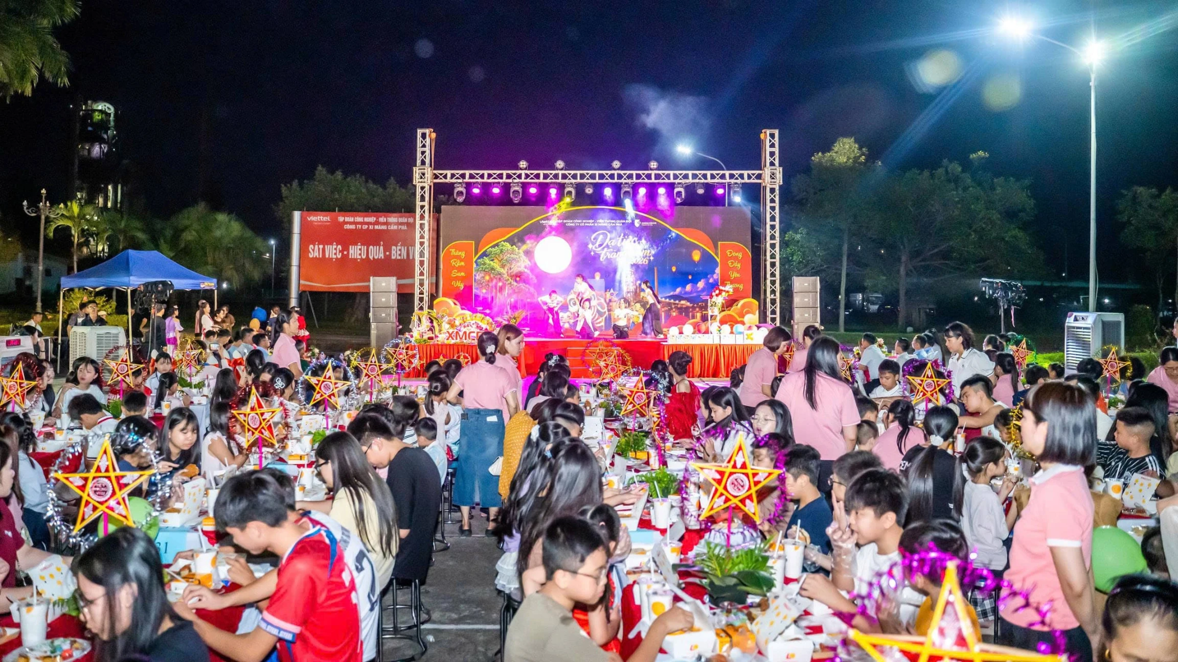 Trung thu ấm áp tại Xi măng Cẩm Phả